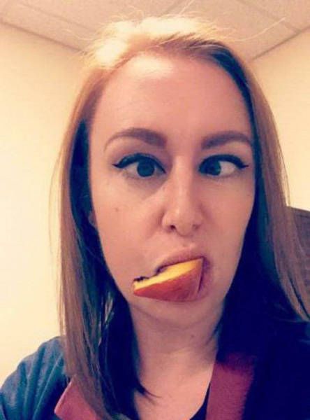 Смешные картинки девушек (30 фото)