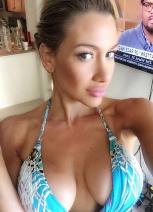 Красотки с большими… глазами (28 фото)