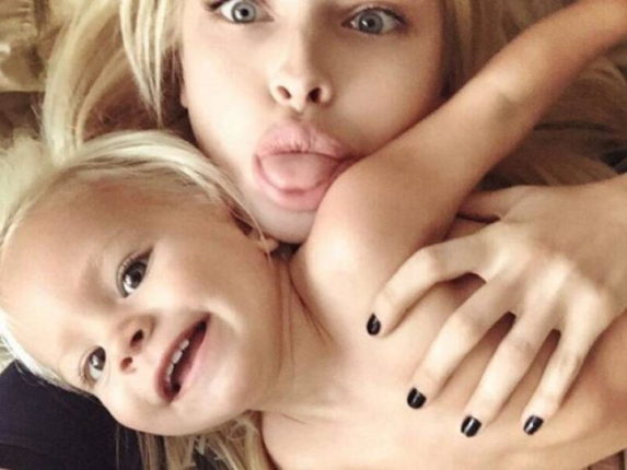 Алена Шишкова