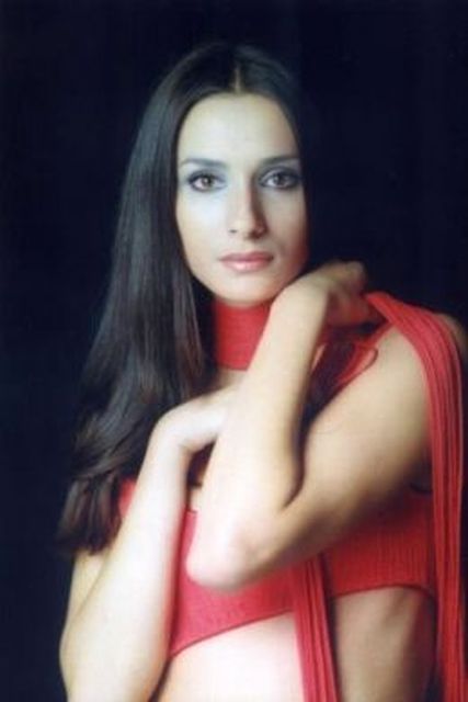 ТОП-15 самых красивых славянских девушек (15 фото) ТОП-15 самых красивых славянских девушек (15 фото)