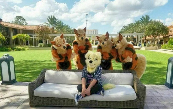 Подборка фото-приколов с надписями (89 фото)