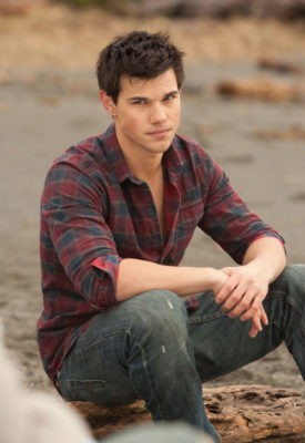 Тейлор Лотнер