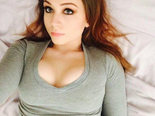 Девушки из соцсетей (25 фото)