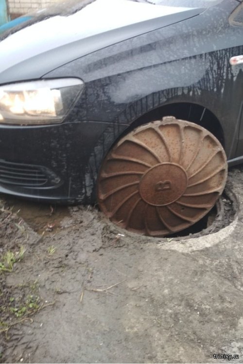 Литые диски на автомобиле (2 фото) Литые диски на автомобиле (2 фото)