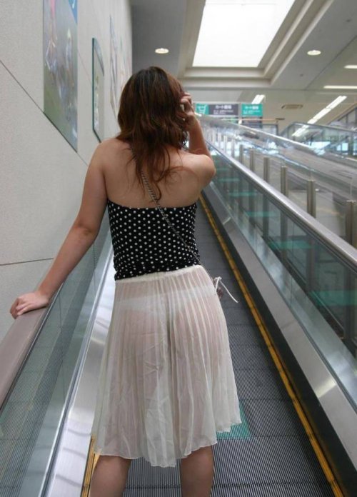 Девушки, которых приятно встретить на улице (33 фото)