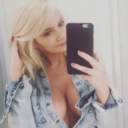 Красотки с большими… глазами (28 фото)