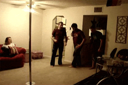 Фейлы, падения и неприятности (15 гифок)