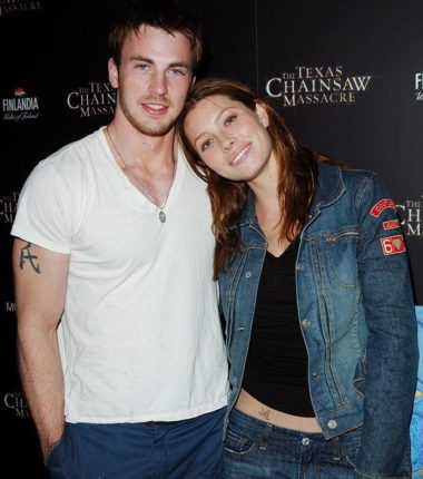 Джессика Бил