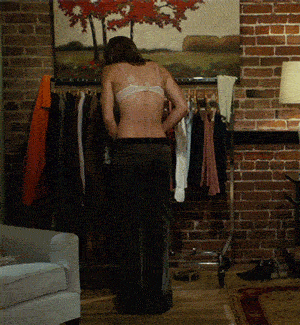 Джессика Бил в нижнем белье (17 гифок)