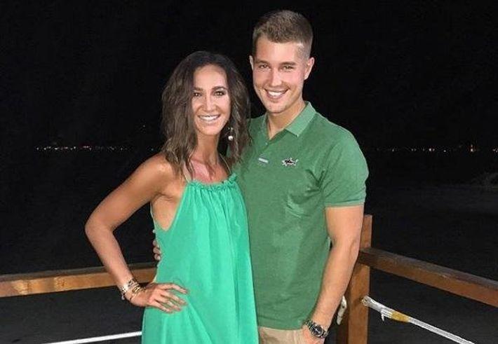 Ольгу Бузову застукали за поцелуями с молодым ухажером