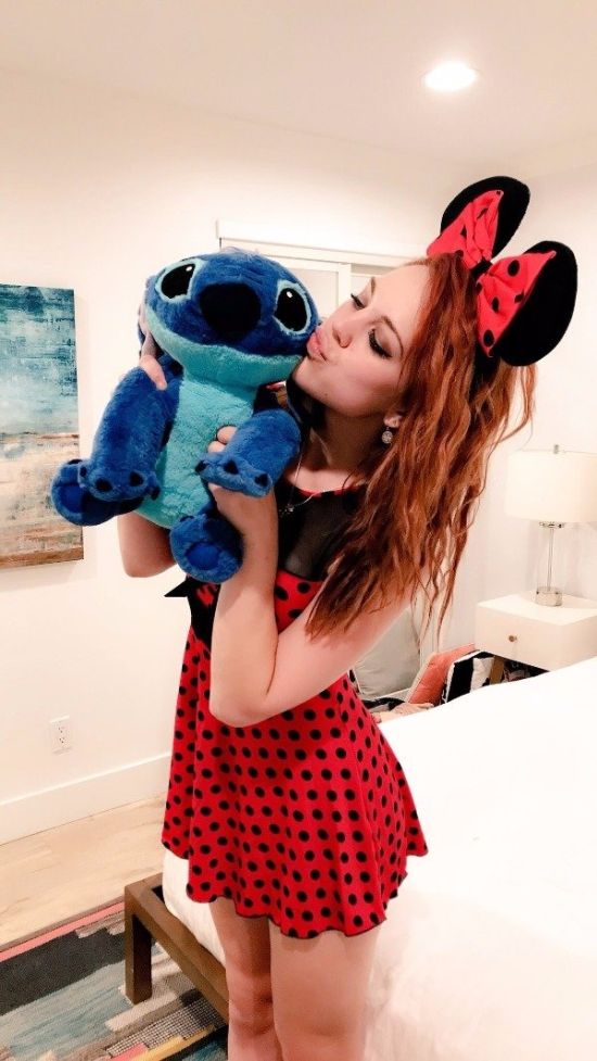 Красивые девушки с рыжими волосами (24 фото)