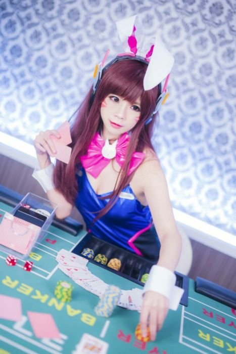 Сексуальные косплейщицы (34 фото)