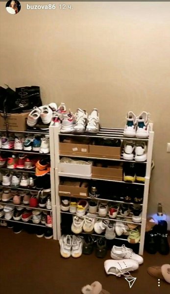 Как 5 пенсий! Бузова «взбесила» россиян кроссовками за 70 000 рублей
