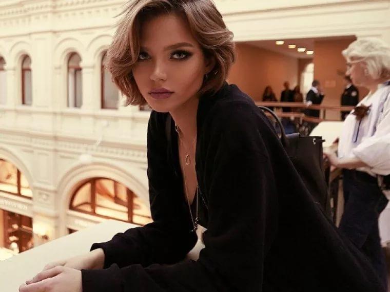 Алеся Кафельникова проходит лечение в психушке