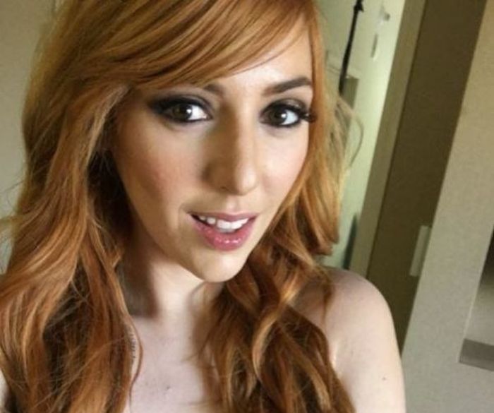 Красивые девушки с рыжими волосами (24 фото)