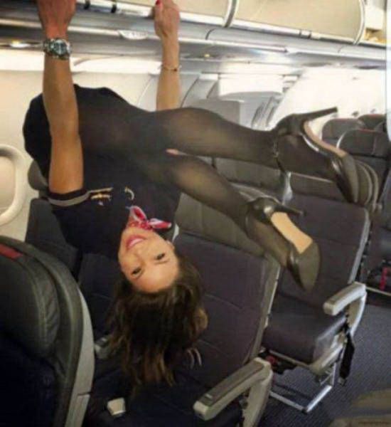 Смешные картинки девушек (30 фото)