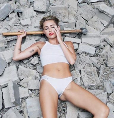 Майли Сайрус: биография, личная жизнь, фото, видео Майли Сайрус: биография, личная жизнь, фото, видео