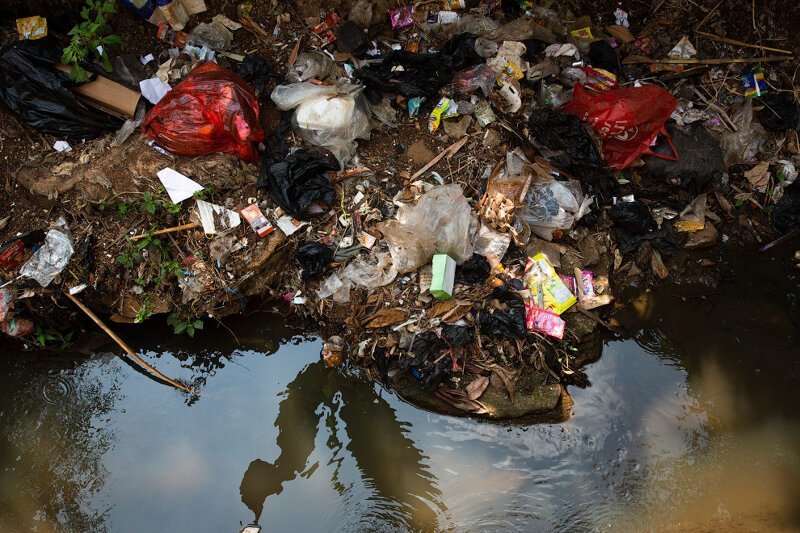 Читарум: как выглядит самая грязная река планеты (18 фото) Читарум: как выглядит самая грязная река планеты (18 фото)