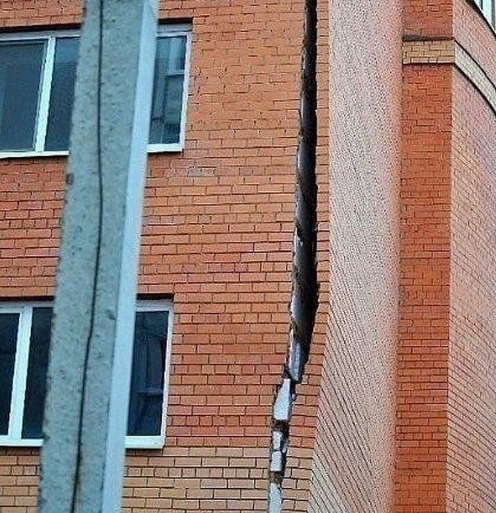 Тот момент, когда все держится на честном слове (19 фото) Тот момент, когда все держится на честном слове (19 фото)