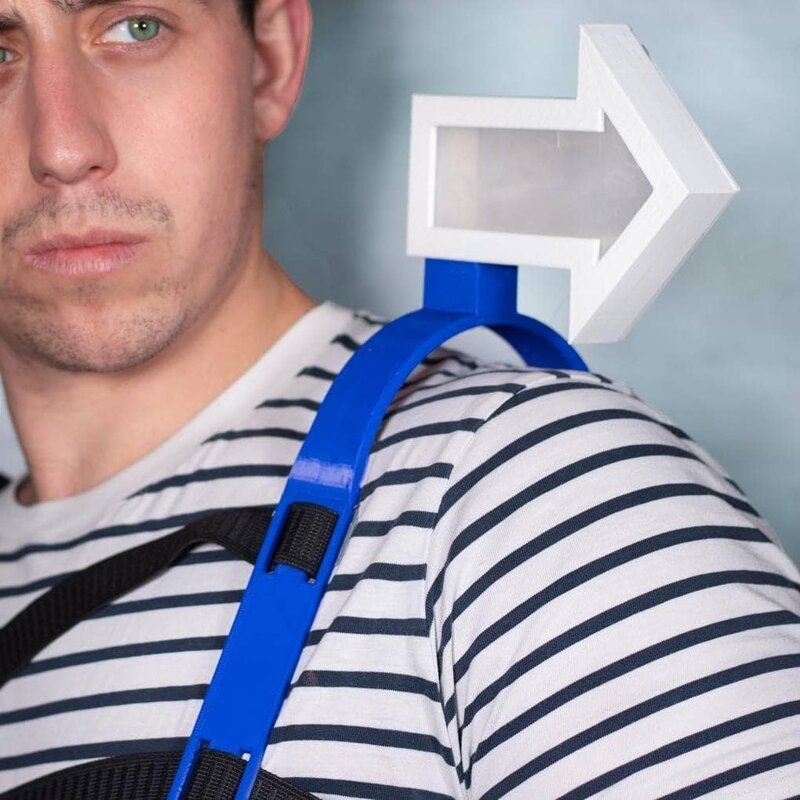 Дизайнер из США продолжает придумывать дикие изобретения для решения проблем, которых не существует (20 фото)