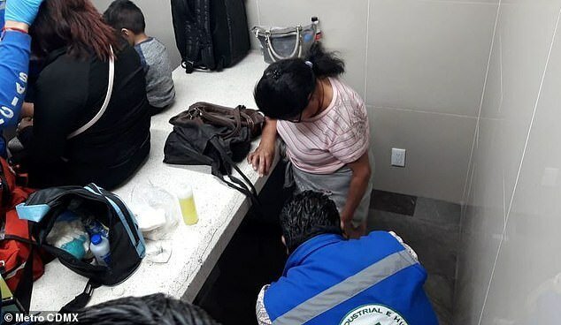 Авария на эскалаторе в Мехико (7 фото + 1 видео) Авария на эскалаторе в Мехико (7 фото + 1 видео)