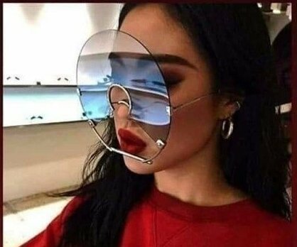 20 реальных модных трендов, из-за которых можно угодить в психушку (21 фото) 20 реальных модных трендов, из-за которых можно угодить в психушку (21 фото)