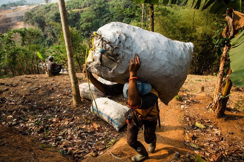 Читарум: как выглядит самая грязная река планеты (18 фото) Читарум: как выглядит самая грязная река планеты (18 фото)