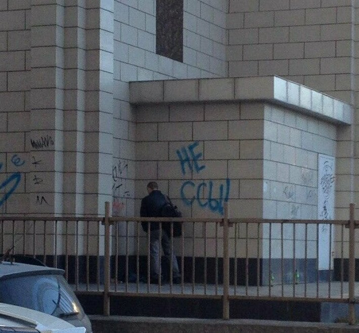 Они думали, что никто не заметит: 17 фото свидетельств, благодаря которым люди спалились (19 фото)