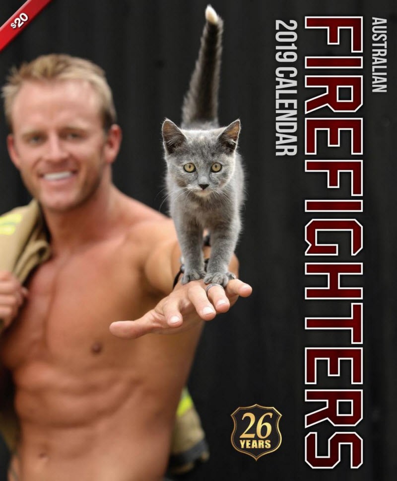 Горячий календарь с австралийскими пожарными (20 фото)