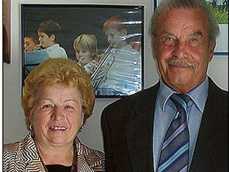 Жуткая история Йозефа Фритцля, который 24 года насиловал дочь и прятал ее в бункере (19 фото)