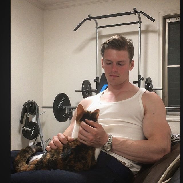 На пути к своей мечте: Тацумаса Мурасаме - слишком красивый шведский садовник, принявший гражданство Японии (13 фото)