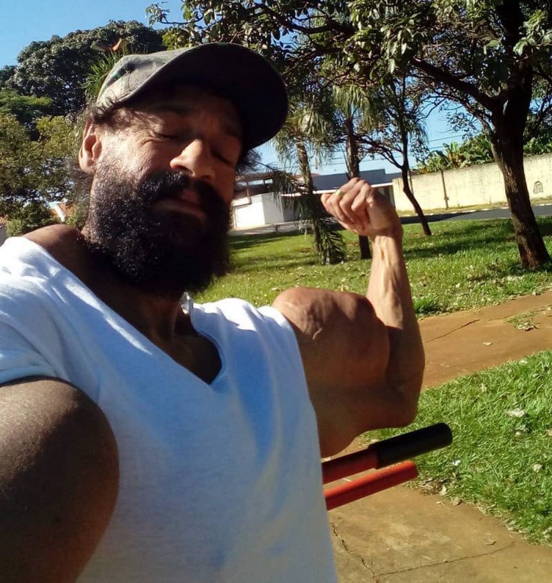 Синтольный "качок" из Бразилии (12 фото)