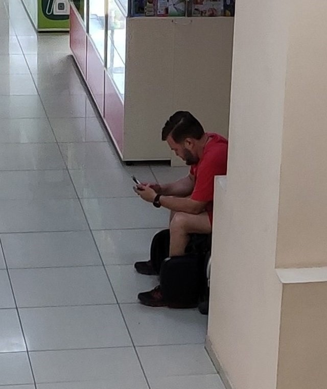 Фух, показалось... Или нет? (3 фото) Фух, показалось... Или нет? (3 фото)