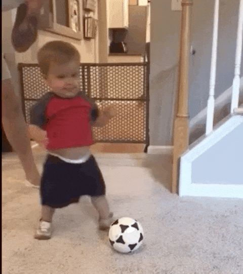 Отцовские рефлексы (14 гифок)