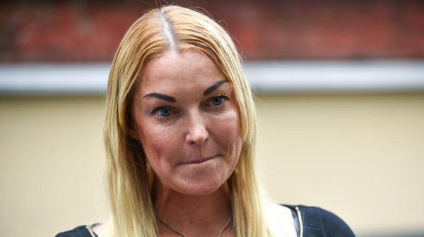 «Вставило» балерину. Волочкова опозорилась «дерганным» поведением «Вставило» балерину. Волочкова опозорилась «дерганным» поведением