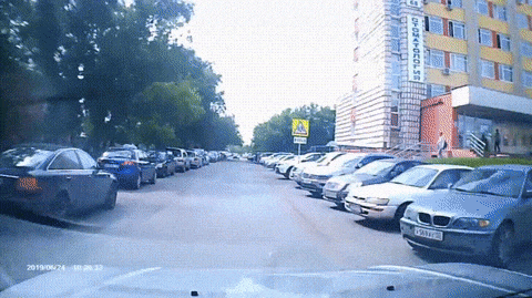 Отцовские рефлексы (14 гифок)