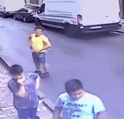 Отцовские рефлексы (14 гифок)