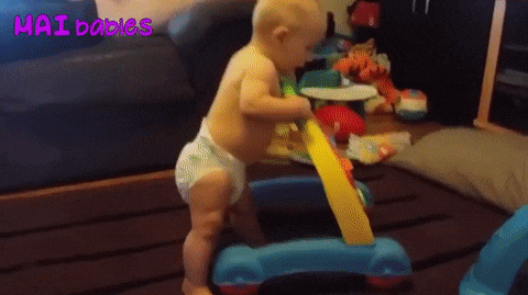 Отцовские рефлексы (14 гифок)