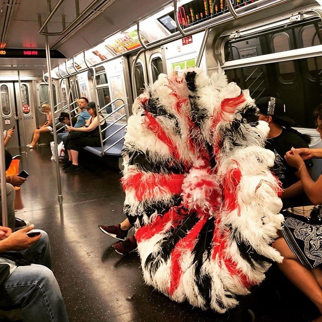 Чего только не увидишь в метро (17 фото) Чего только не увидишь в метро (17 фото)