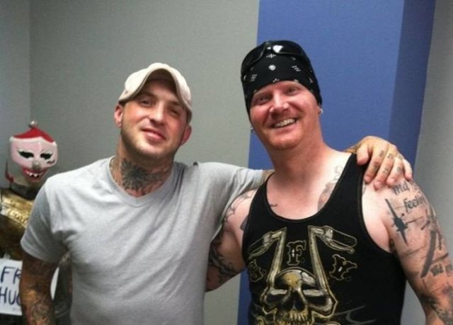 Мастера портить фотографии (15 фото)