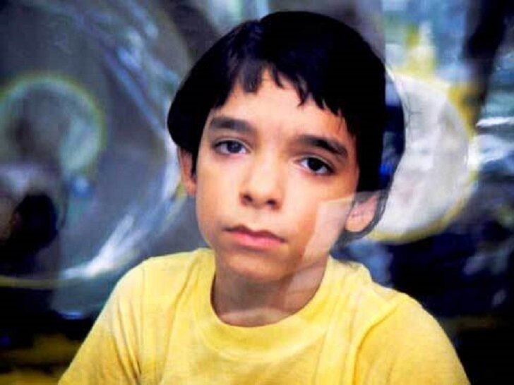 Мальчик в пузыре: дюжина лет в ожидании смерти (11 фото) Мальчик в пузыре: дюжина лет в ожидании смерти (11 фото)