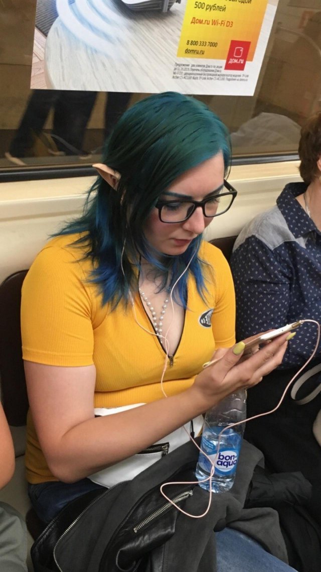 Метро - это параллельная реальность (30 фото)