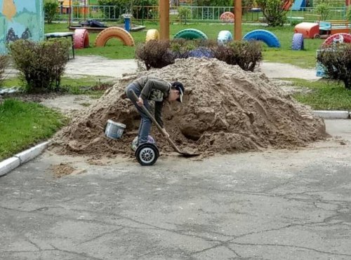 Свежая подборка прикольных мемов (33 картинки)