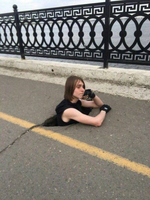 Свежая подборка прикольных мемов (33 картинки)