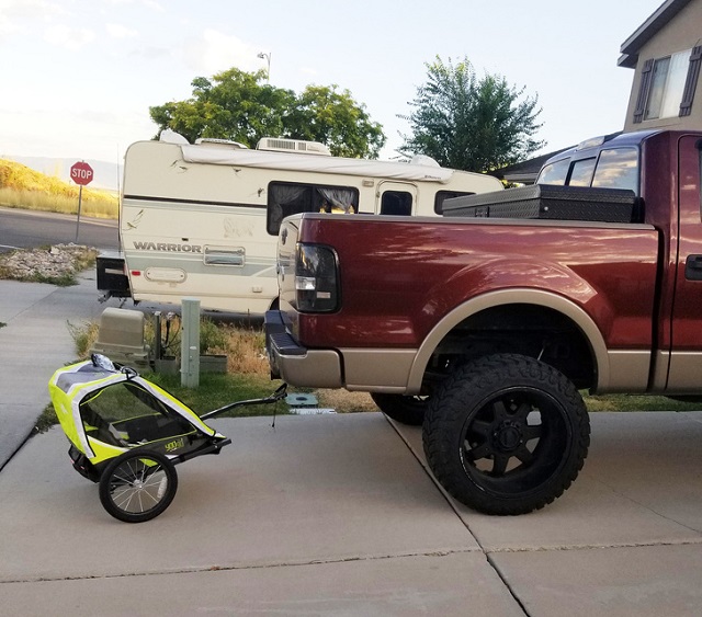 Семейные розыгрыши и шутки (19 фото)