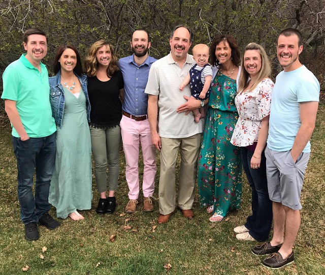 Семейные розыгрыши и шутки (19 фото)