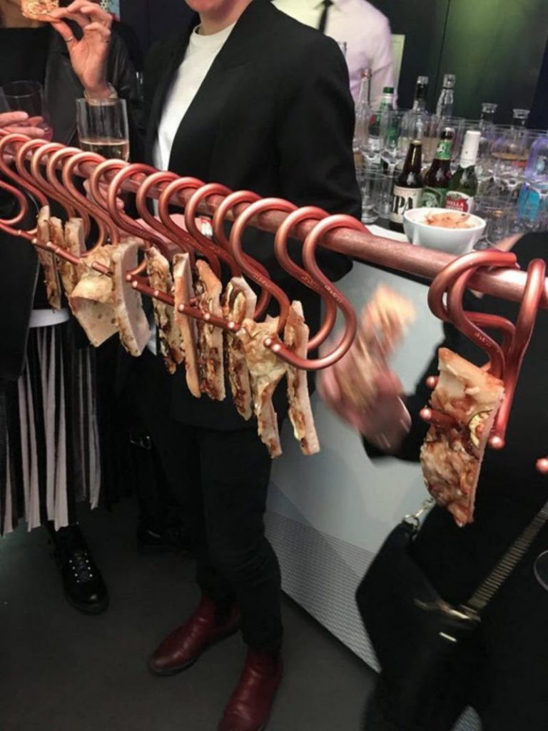 Творческий подход и фантазия рестораторов (16 фото)