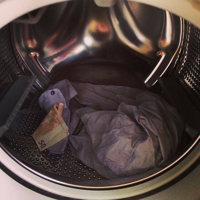 Подборка милых и забавных сообщений от семейных пар (18 фото) Подборка милых и забавных сообщений от семейных пар (18 фото)