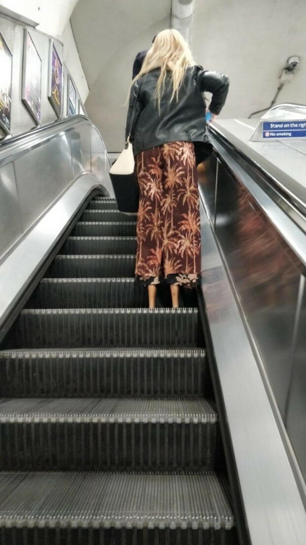 Люди, ставшие жертвами моды (17 фото)