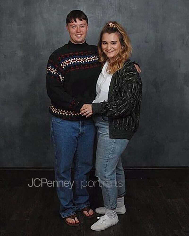 Помолвочные фотографии этой парочки стали вирусными в Сети (16 фо5то) Помолвочные фотографии этой парочки стали вирусными в Сети (16 фо5то)